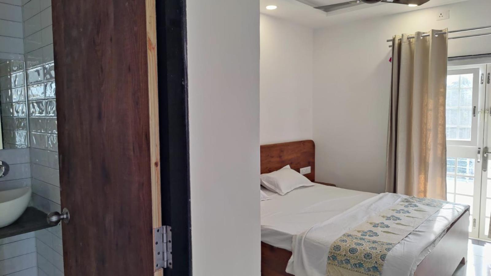 Hotel The Gulmohar, Chikhaldara Esterno foto