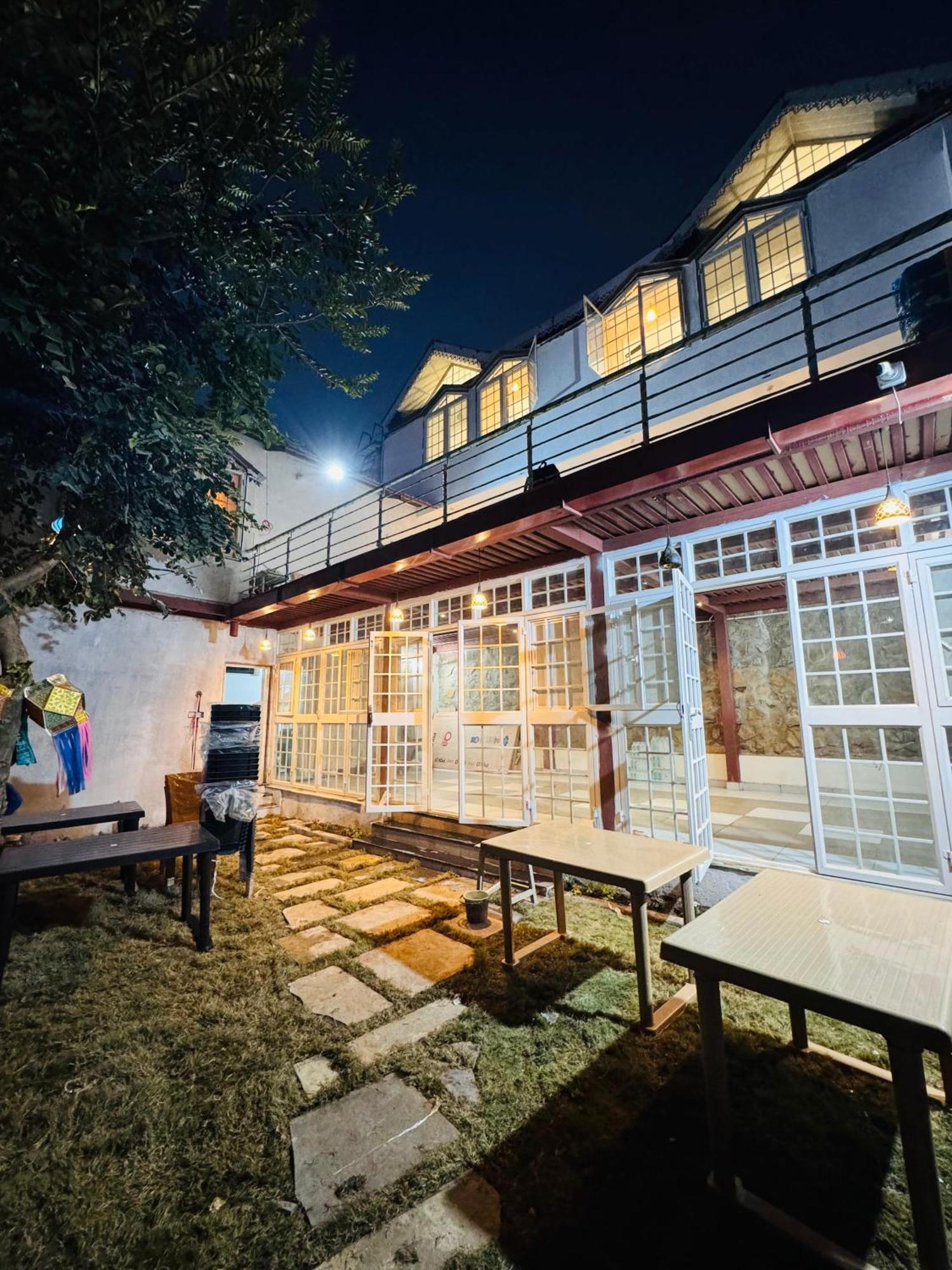 Hotel The Gulmohar, Chikhaldara Esterno foto