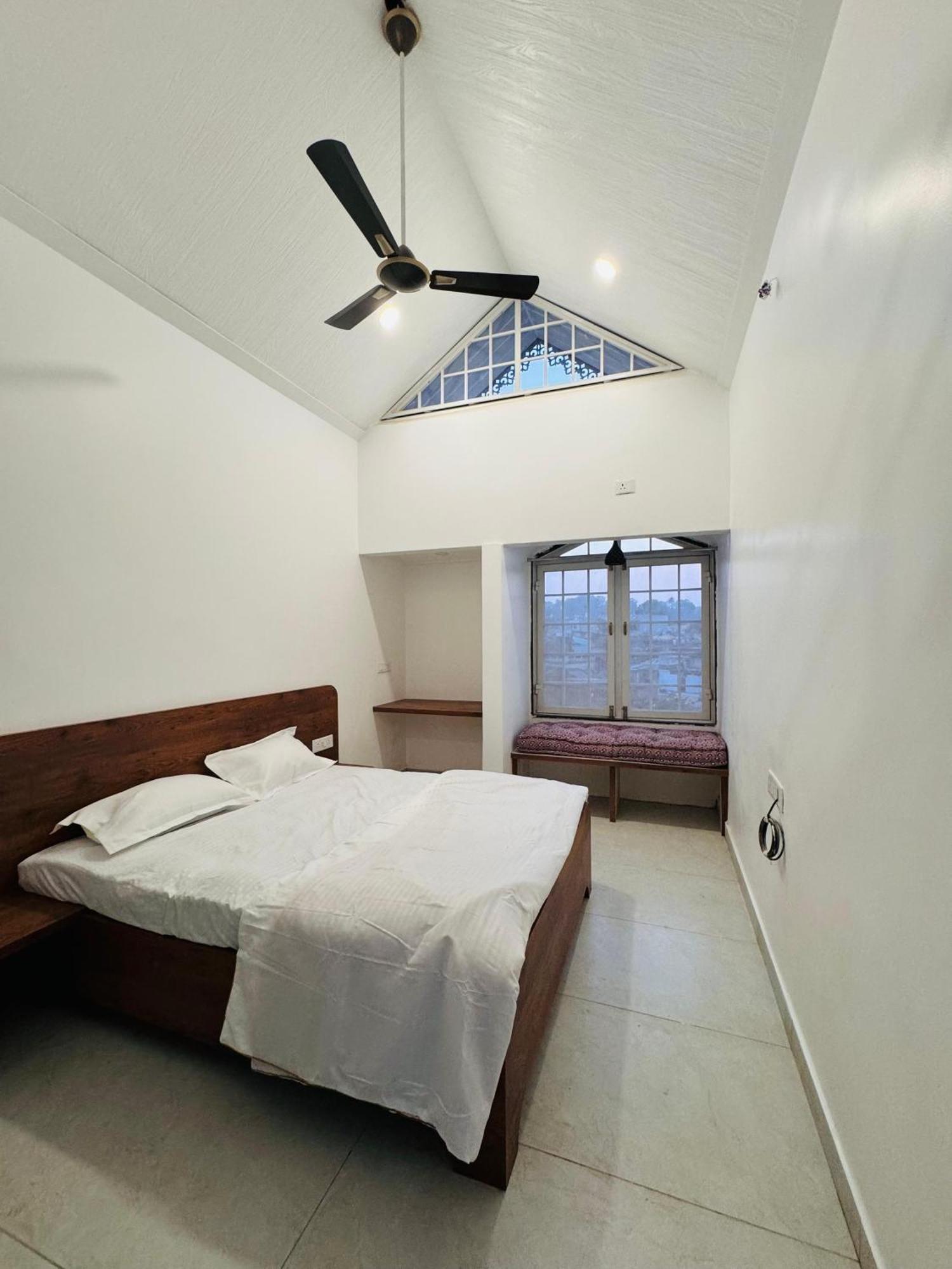 Hotel The Gulmohar, Chikhaldara Esterno foto