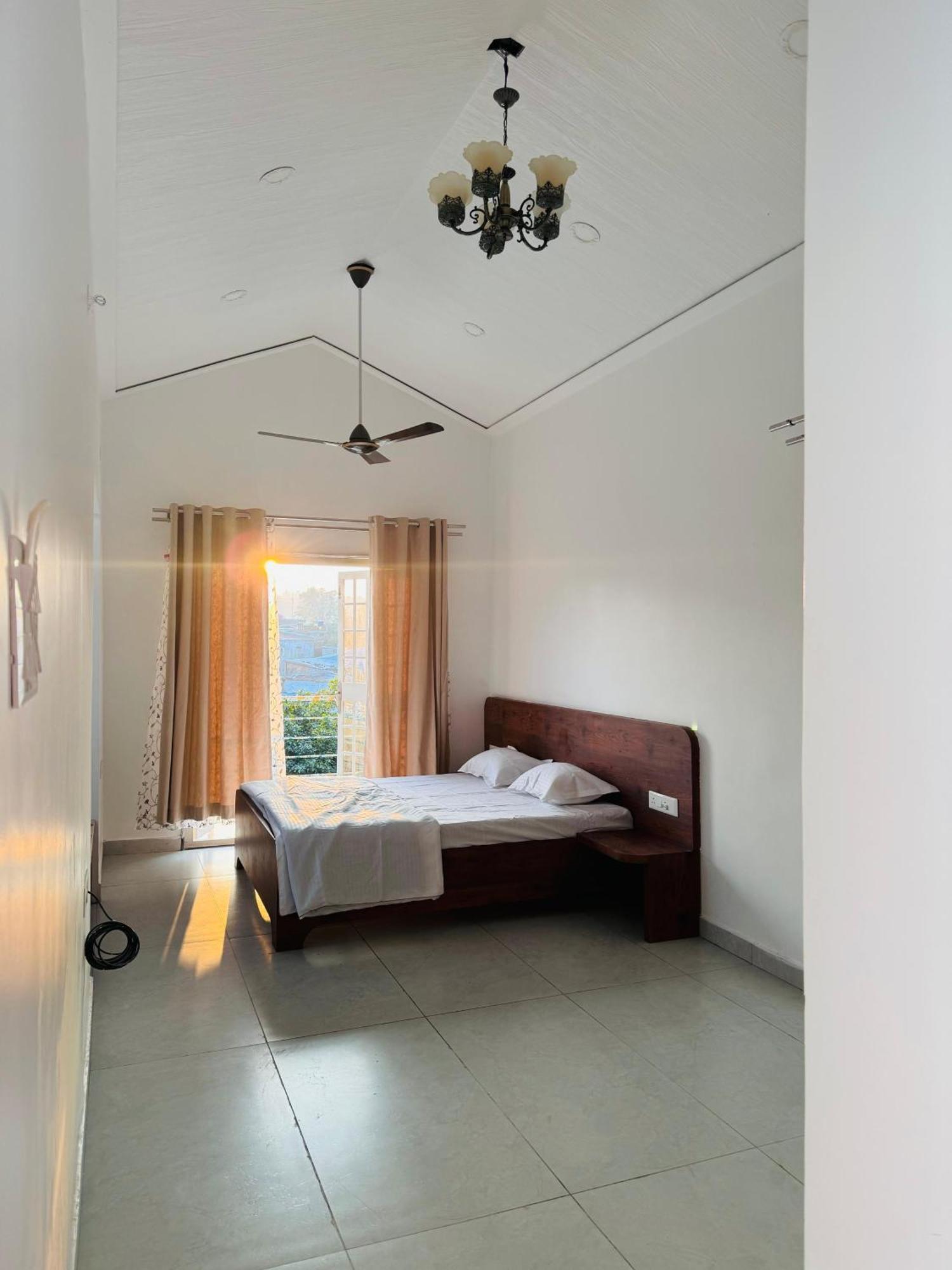 Hotel The Gulmohar, Chikhaldara Esterno foto